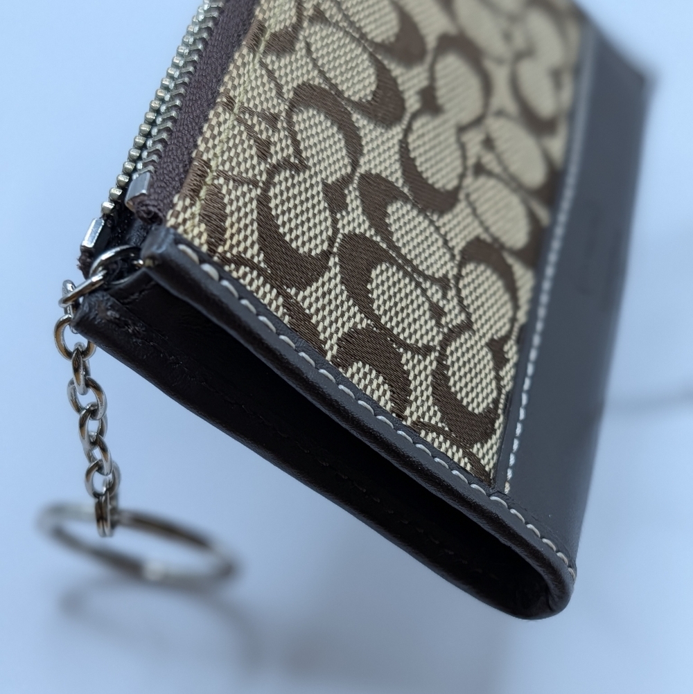 Coach Signature Brown Canvas Leather Zip Card Case w Keychain NWOT - Picture 3 of 7